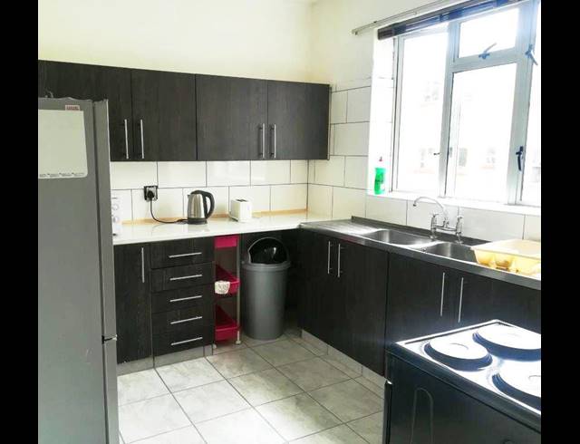 2 BEDROOM APARTMENT RENTED IN HUMEWOOD